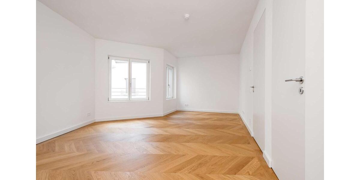 Dachgeschoßwohnung Berlin - 4 Zimmer, 143 m&sup2;, 4.267&euro; | Angebot:26535506