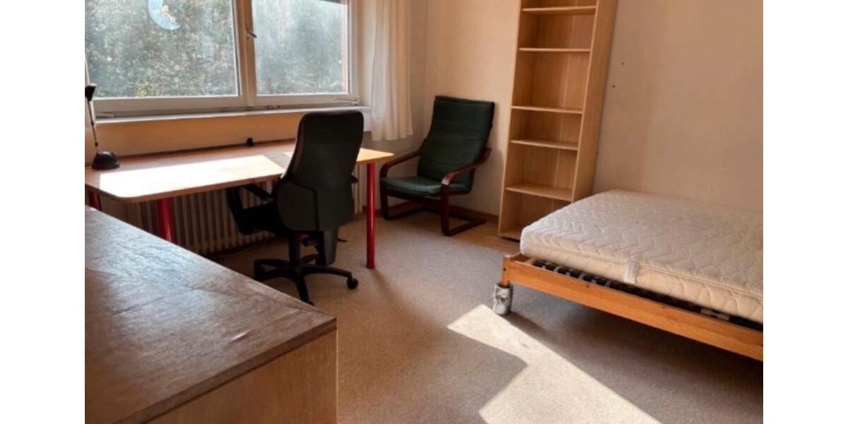Wohnen auf Zeit Freiburg im Breisgau Ebnet - 20 Zimmer, 12 m&sup2;, 590&euro; | Angebot:26594582