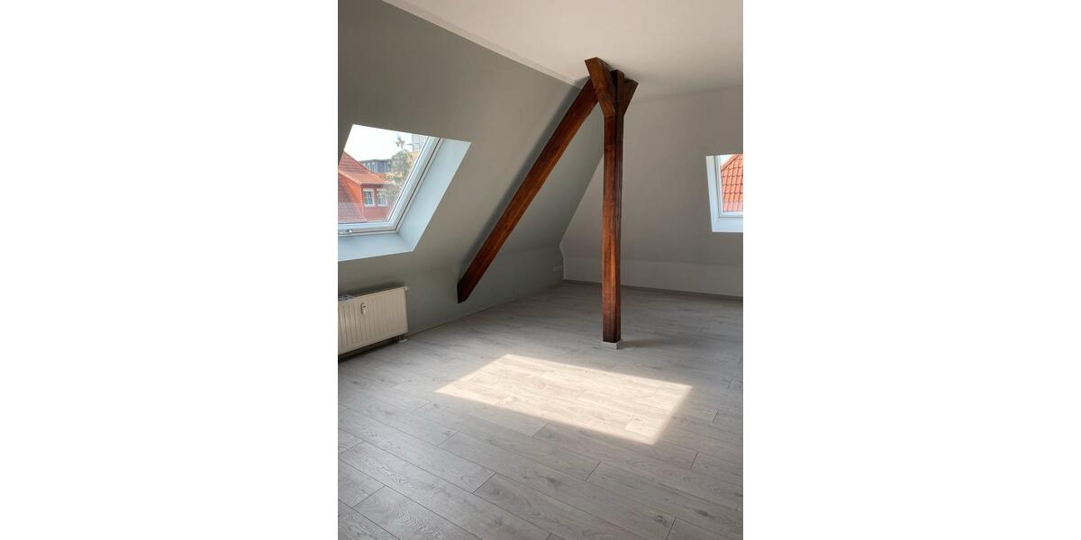 Dachgeschoßwohnung Stendal - 2 Zimmer, 85 m&sup2;, 500&euro; | Angebot:25285615