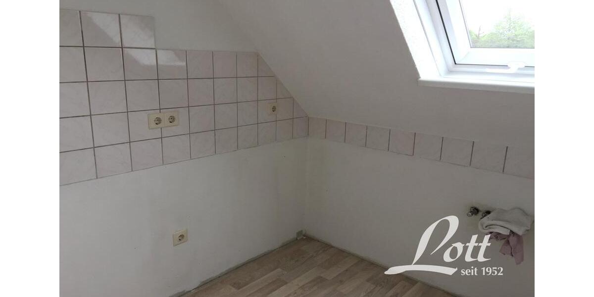 Dachgeschoßwohnung Saterland - 2 Zimmer, 49 m&sup2;, 450&euro; | Angebot:26592295