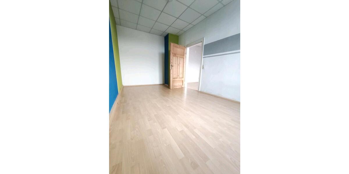 Etagenwohnung Aue-Bad Schlema Bad Schlema - 4 Zimmer, 133 m&sup2;, 665&euro; | Angebot:24977607