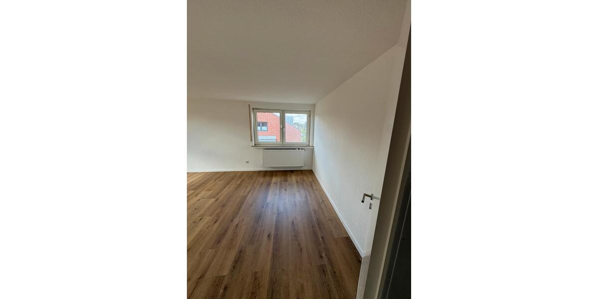 Dachgeschoßwohnung Münster Berg Fidel - 2 Zimmer, 74 m&sup2;, 1.000&euro; | Angebot:26613537
