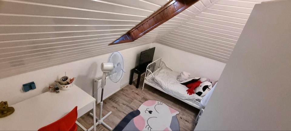 Dachgeschoßwohnung Pforzheim Brötzingen - 3 Zimmer, 60 m&sup2;, 950&euro; | Angebot:25964386