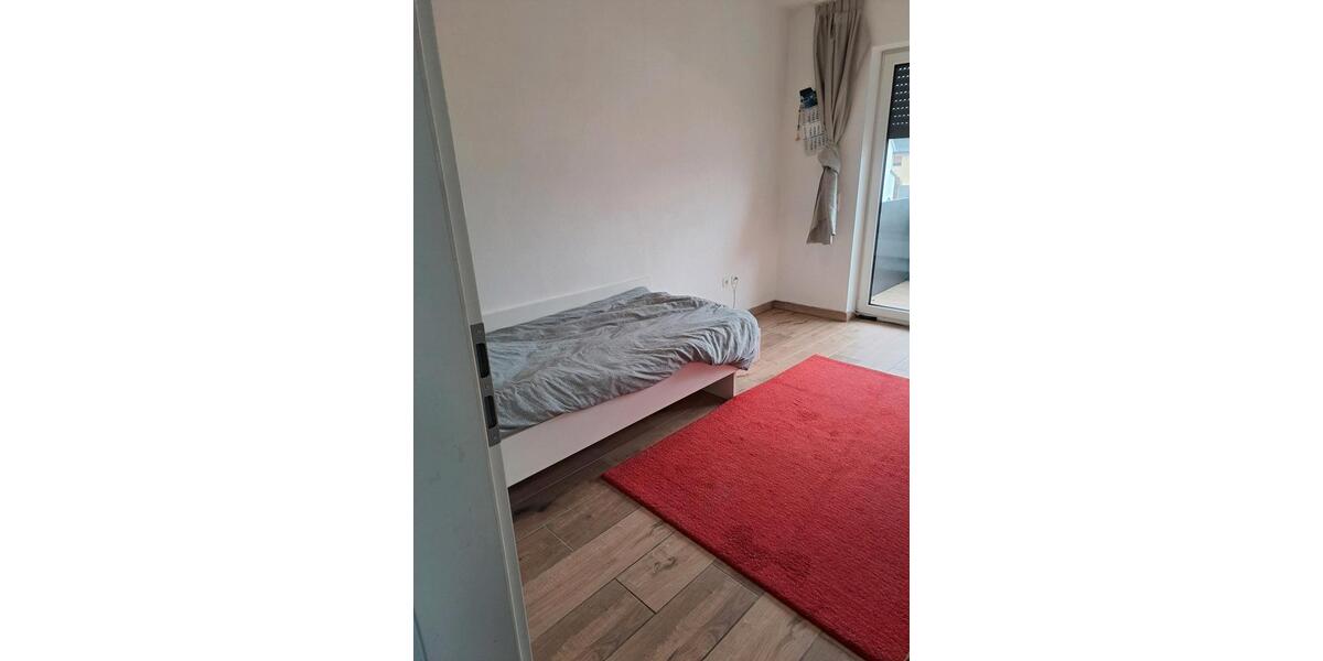 Wohnen auf Zeit Dingolfing - 5 Zimmer, 100 m&sup2;, 500&euro; | Angebot:24379642