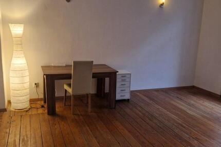 5-Zimmer Altbau (189 m²) im 1. OG –perfekte WG am Hasselbachplatz 7 zimmer