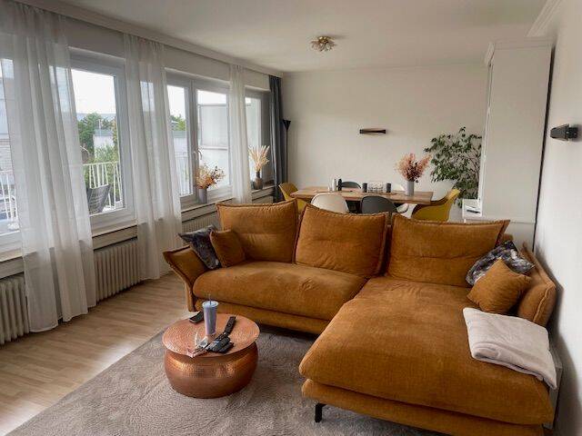 Etagenwohnung Mönchengladbach / Gladbach Stadtmitte - 3 Zimmer, 99 m&sup2;, 890&euro; | Angebot:26740275