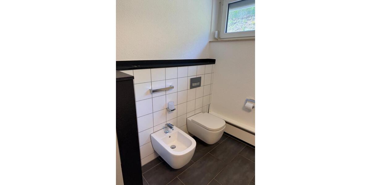 Erdgeschoßwohnung Horb am Neckar - 3.5 Zimmer, 180 m&sup2;, 2.100&euro; | Angebot:26505620