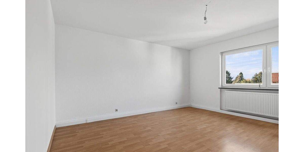 WG - Ready! Viel Platz, viel Licht - 4er WG mit 5 Zimmer möbliert mit 2 Balkonen in Knielingen 5 zimmer