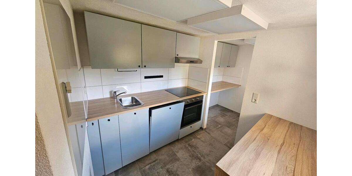 Etagenwohnung Calbe (Saale) - 3 Zimmer, 65 m&sup2;, 400&euro; | Angebot:26338496