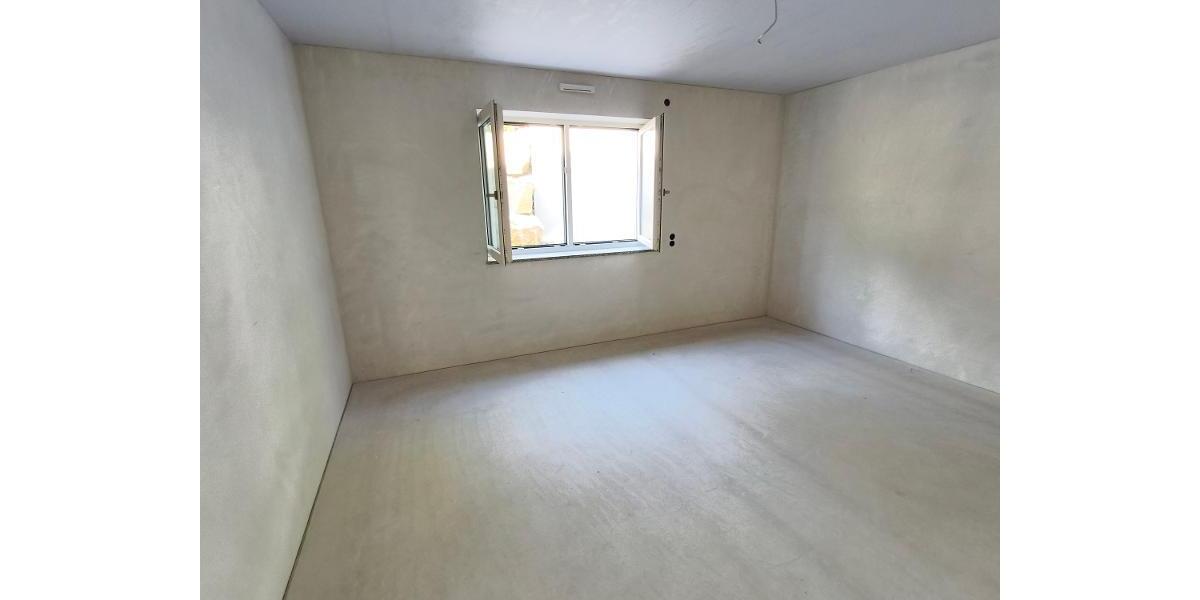 4 Zi. Wohnung (Nr. 3) im EG mit Balkon - Etagenwohnung Adelsdorf OT | Angebot:24466871