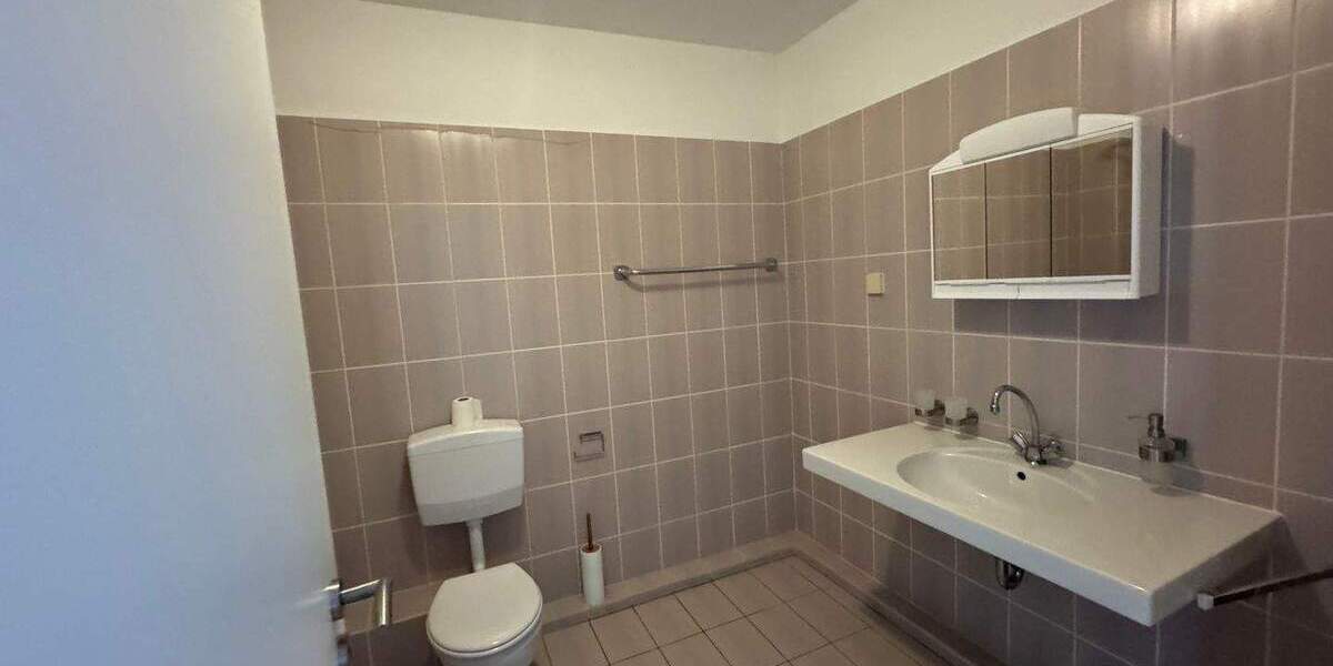 Reihenmittelhaus Binsfeld - 4 Zimmer, 122 m&sup2;, 979&euro; | Angebot:25693097