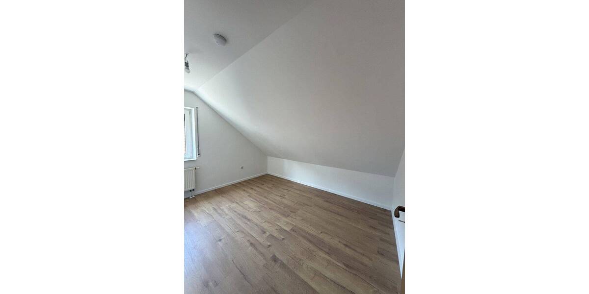 Etagenwohnung Lichtenau - 3 Zimmer, 77 m&sup2;, 925&euro; | Angebot:26820853