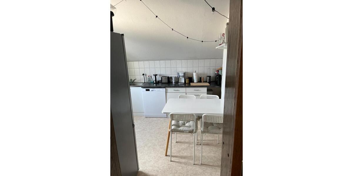 Wohnen auf Zeit Wiesbaden Südost - 25 Zimmer, 119 m&sup2;, 550&euro; | Angebot:24528766