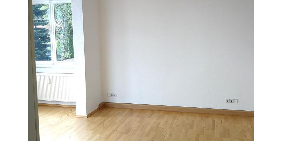 Erdgeschoßwohnung Friedrichroda - 3 Zimmer, 108 m&sup2;, 930&euro; | Angebot:25975037