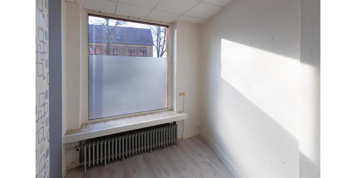 Gewerbeobjekt Bitterfeld-Wolfen Wolfen - 375&euro; | Angebot:23108645