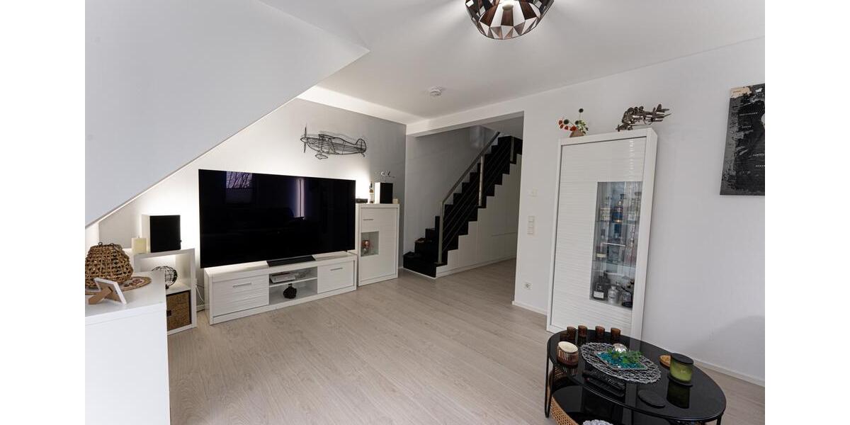 Maisonettenwohnung Bruchköbel - 2 Zimmer, 75 m&sup2;, 1.350&euro; | Angebot:25396551