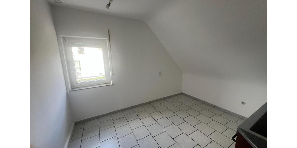 Dachgeschoßwohnung Ansbach - 2.5 Zimmer, 55 m&sup2;, 550&euro; | Angebot:26039131