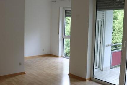 Komfortabel geschnitten Zweizimmerwohnung- moderne Architektur mit Einbauküche und Balkon 2 zimmer
