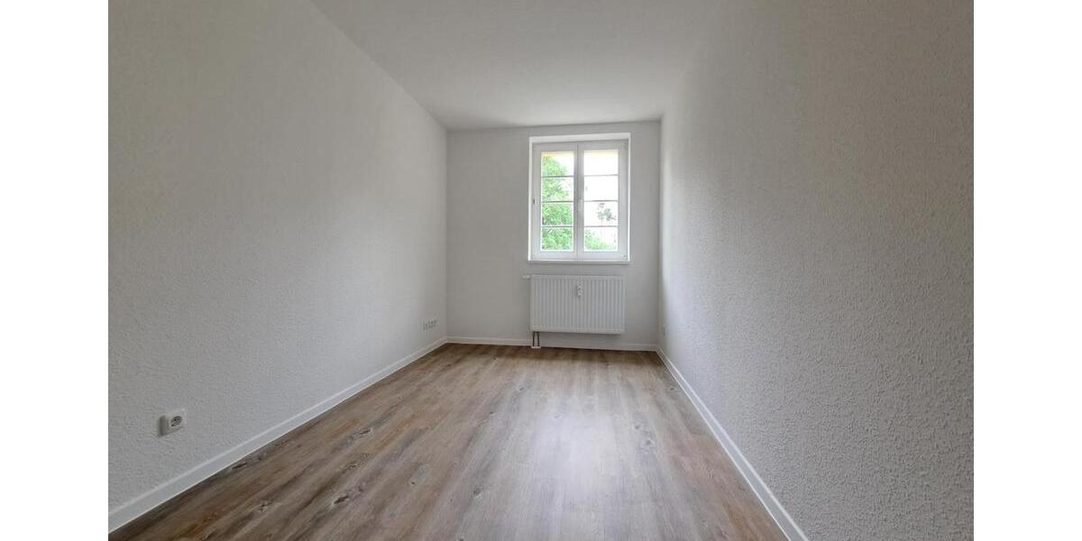 Etagenwohnung Magdeburg Diesdorf - 4 Zimmer, 99 m&sup2;, 990&euro; | Angebot:26365428