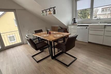 2,5 Etagenwohnung voll möbliert ab 1.4. für 2 Jahre 2 zimmer