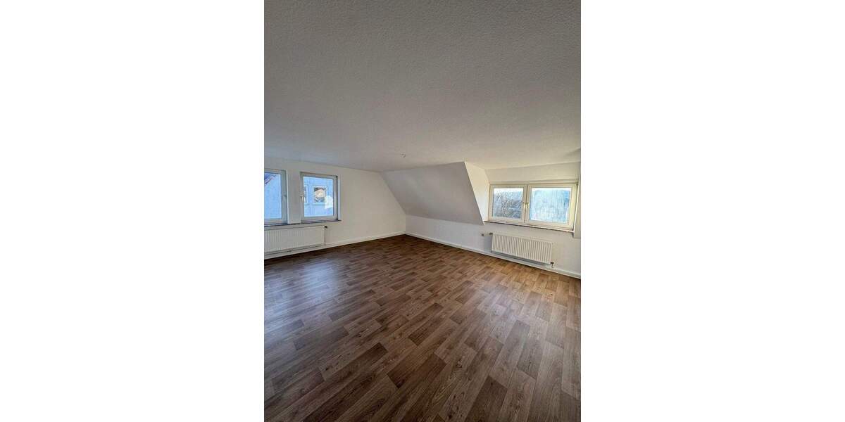 Etagenwohnung Lauenförde - 3 Zimmer, 67 m&sup2;, 385&euro; | Angebot:25667987