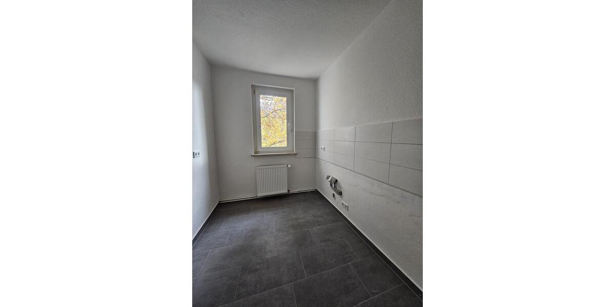 Etagenwohnung Braunsbedra - 2 Zimmer, 48 m&sup2;, 292&euro; | Angebot:26633020