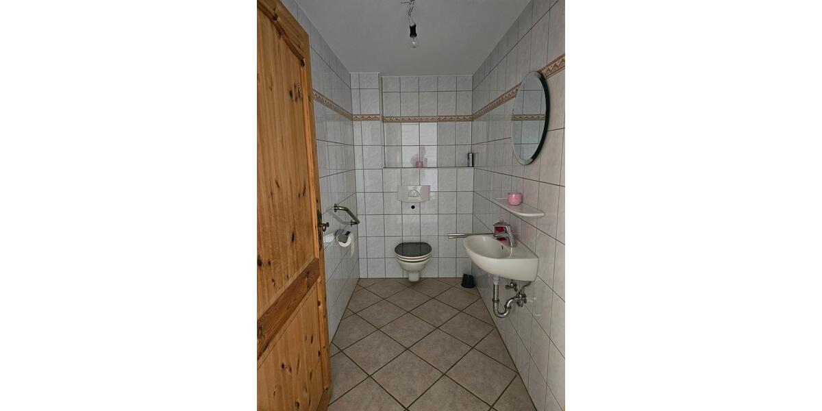 Etagenwohnung Arnstorf - 2 Zimmer, 65 m&sup2;, 780&euro; | Angebot:25886305