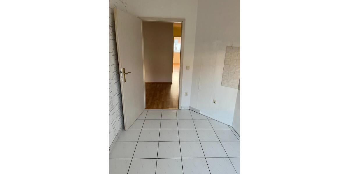 Etagenwohnung Delitzsch - 3 Zimmer, 80 m&sup2;, 800&euro; | Angebot:25971810