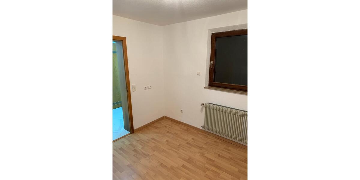 Etagenwohnung Vaihingen an der Enz - 2 Zimmer, 43 m&sup2;, 900&euro; | Angebot:23840340