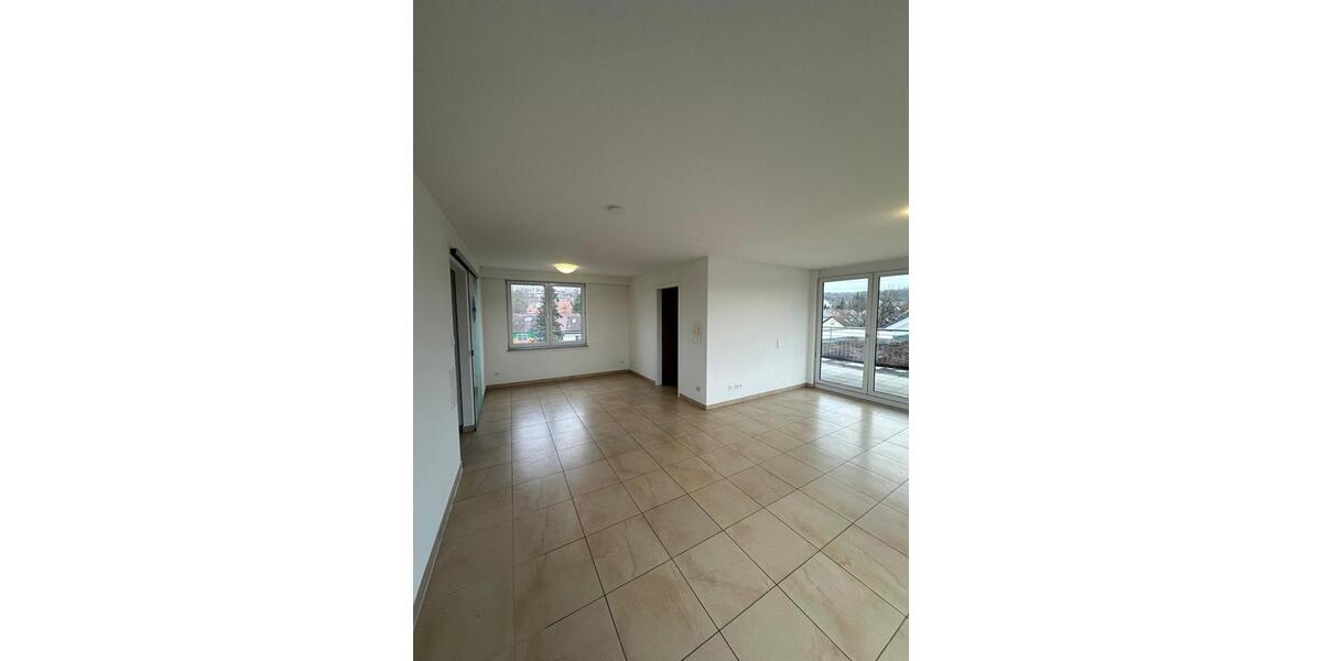 Etagenwohnung Nürtingen - 4 Zimmer, 115 m&sup2;, 1.400&euro; | Angebot:24637872