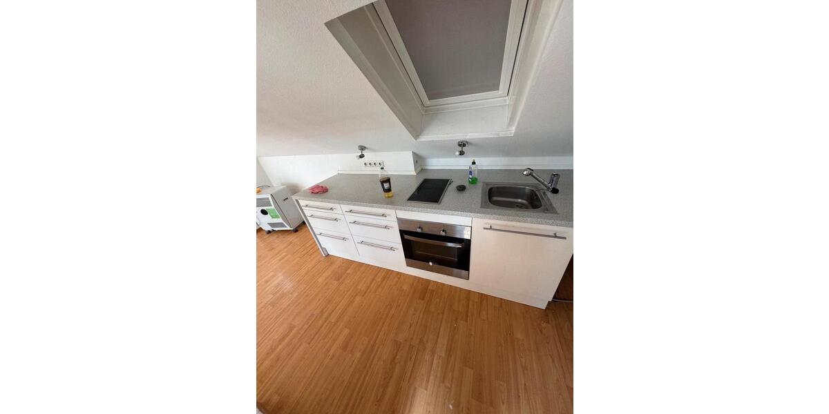Dachgeschoßwohnung Hannover Nord - 2 Zimmer, 55 m&sup2;, 700&euro; | Angebot:26618685