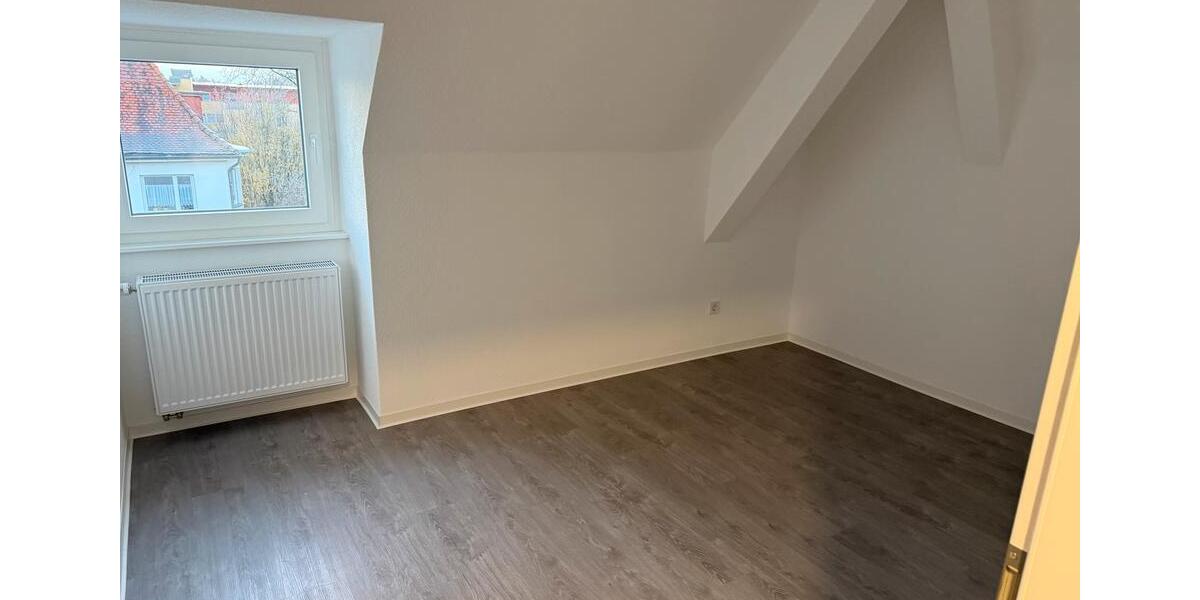 Dachgeschoßwohnung Bad Hersfeld - 2 Zimmer, 55 m&sup2;, 750&euro; | Angebot:24840573