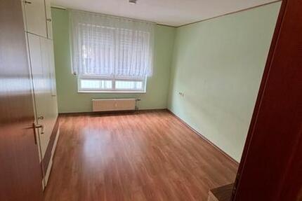 Wohnen auf Zeit Freiberg am Neckar - 1 Zimmer, 12 m&sup2;, 450&euro; | Angebot:25218235