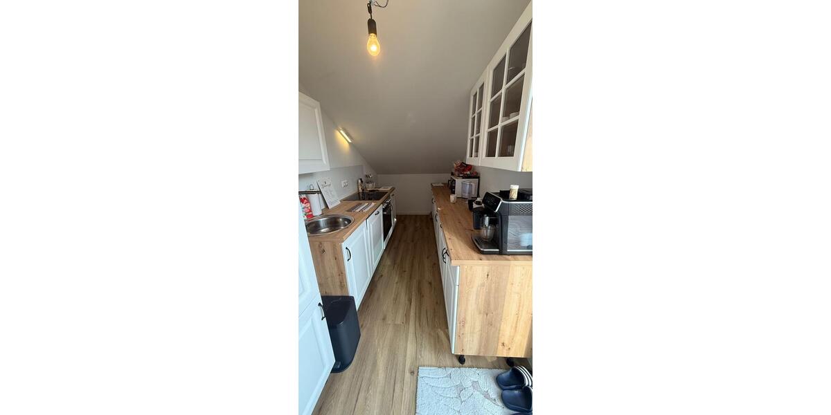 Dachgeschoßwohnung Essenbach - 4 Zimmer, 97 m&sup2;, 1.600&euro; | Angebot:25279484