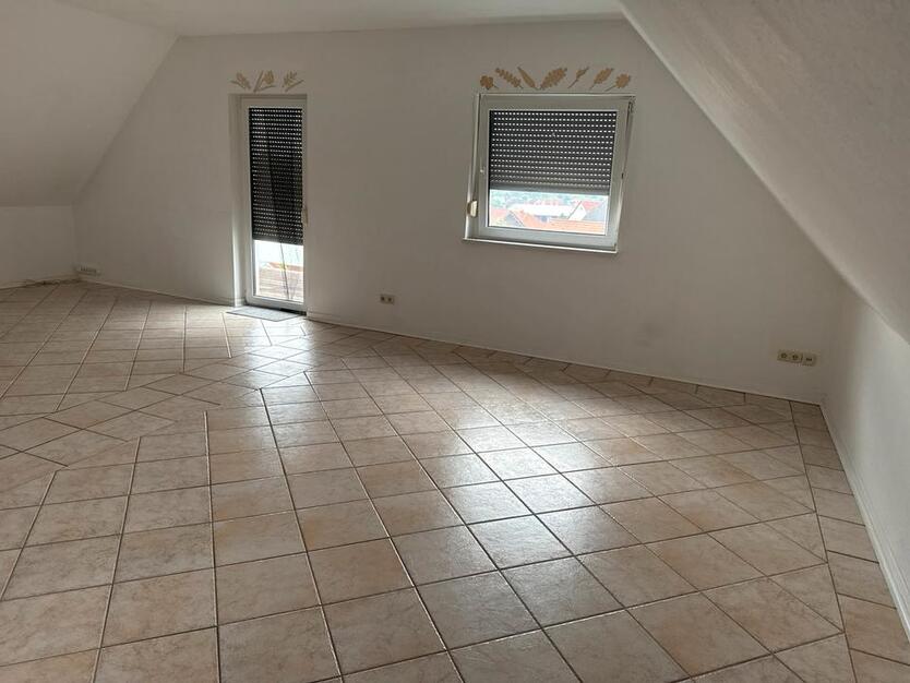 2 Zimmer Küche, Bad ab sofort