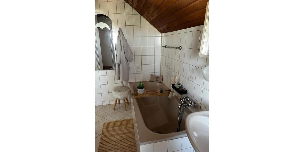 Wohnen auf Zeit Möglingen - 3 Zimmer, 68 m&sup2;, 1.200&euro; | Angebot:23546326