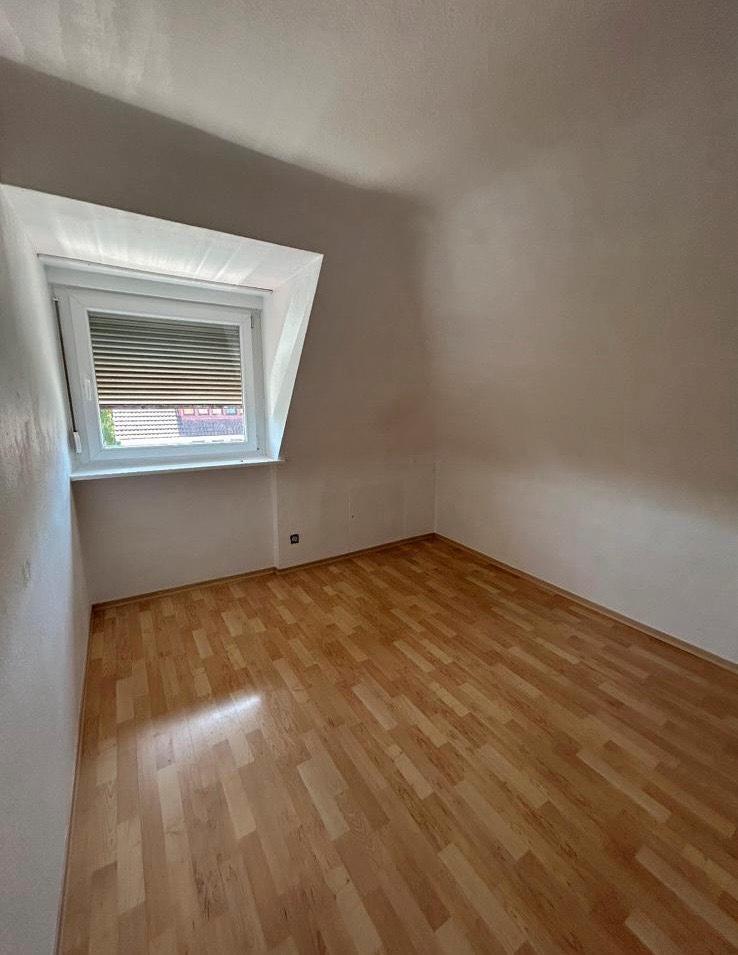 WG-Zimmer in einer 3er WG in Stuttgart Vaihingen