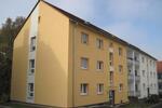 Renovierte 3 - Zimmer Wohnung mit Balkon in modernisierter Wohnanlage!