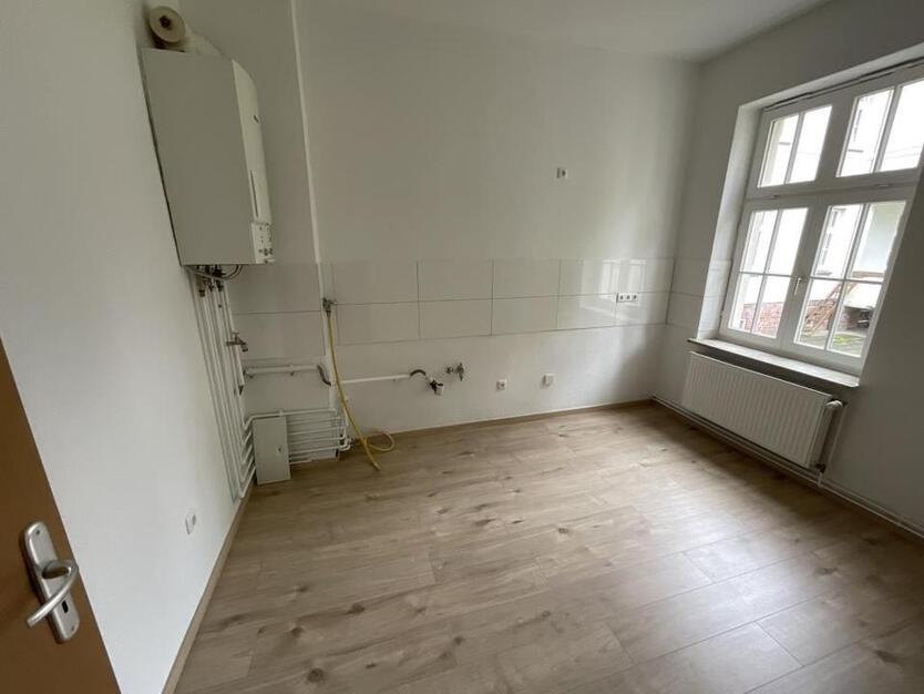 Bereits modernisierte 3-ZKB-Balkonwohnung im Erdgeschoss in Heppens zu vermieten! zimmer
