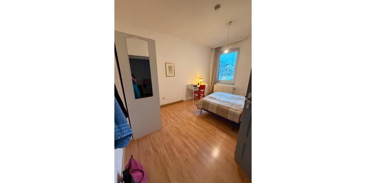 Wohnen auf Zeit Bayreuth Altstadt - 3 Zimmer, 17 m&sup2;, 320&euro; | Angebot:25588003