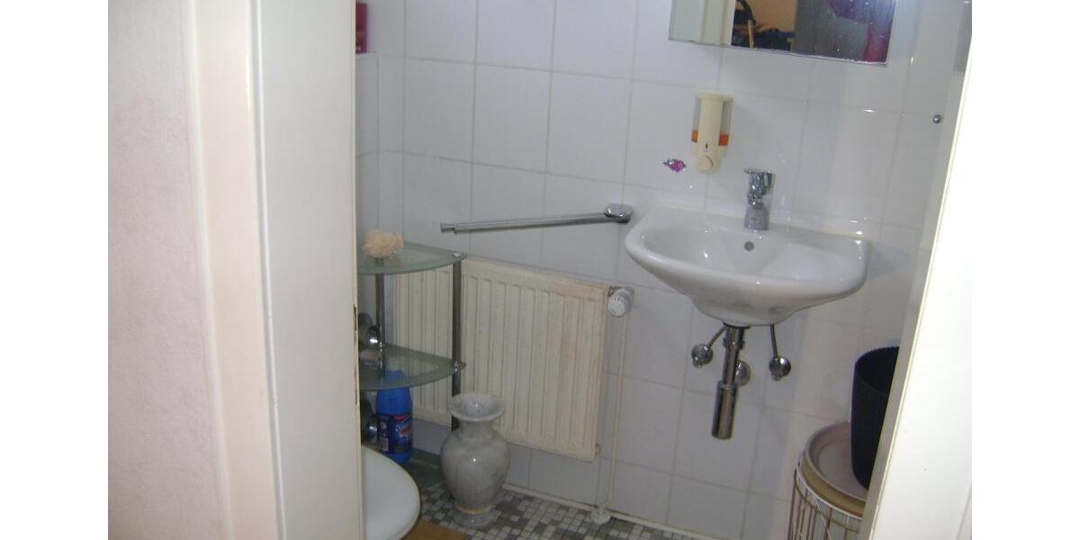 Wohnung 3 ZKB Gast WC+Dusche PKW-Stellplatz 3 zimmer