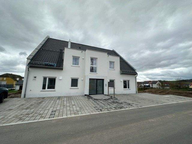 Etagenwohnung Geiselwind - 3 Zimmer, 88 m&sup2;, 750&euro; | Angebot:26189404