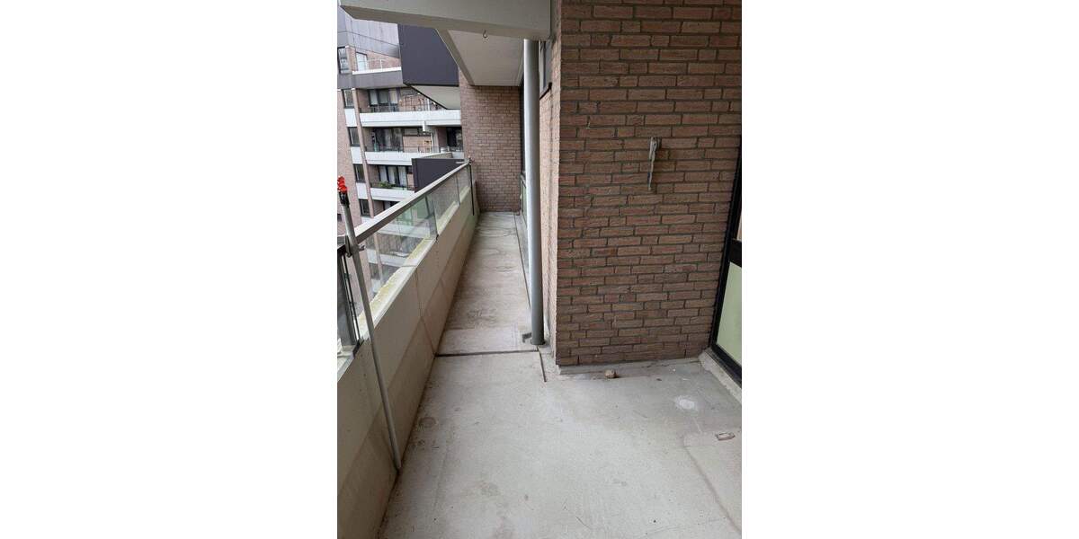 Etagenwohnung Köln Westhoven - 3 Zimmer, 96 m&sup2;, 1.400&euro; | Angebot:25154092