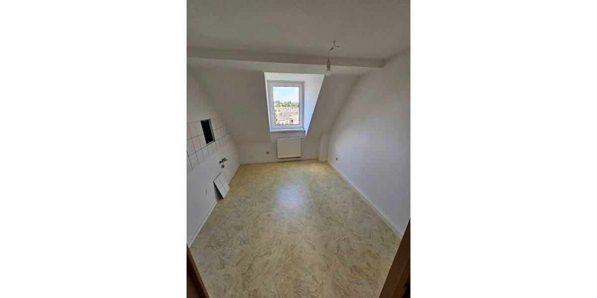 Etagenwohnung Gera Ostviertel - 2 Zimmer, 46 m&sup2;, 300&euro; | Angebot:26805926