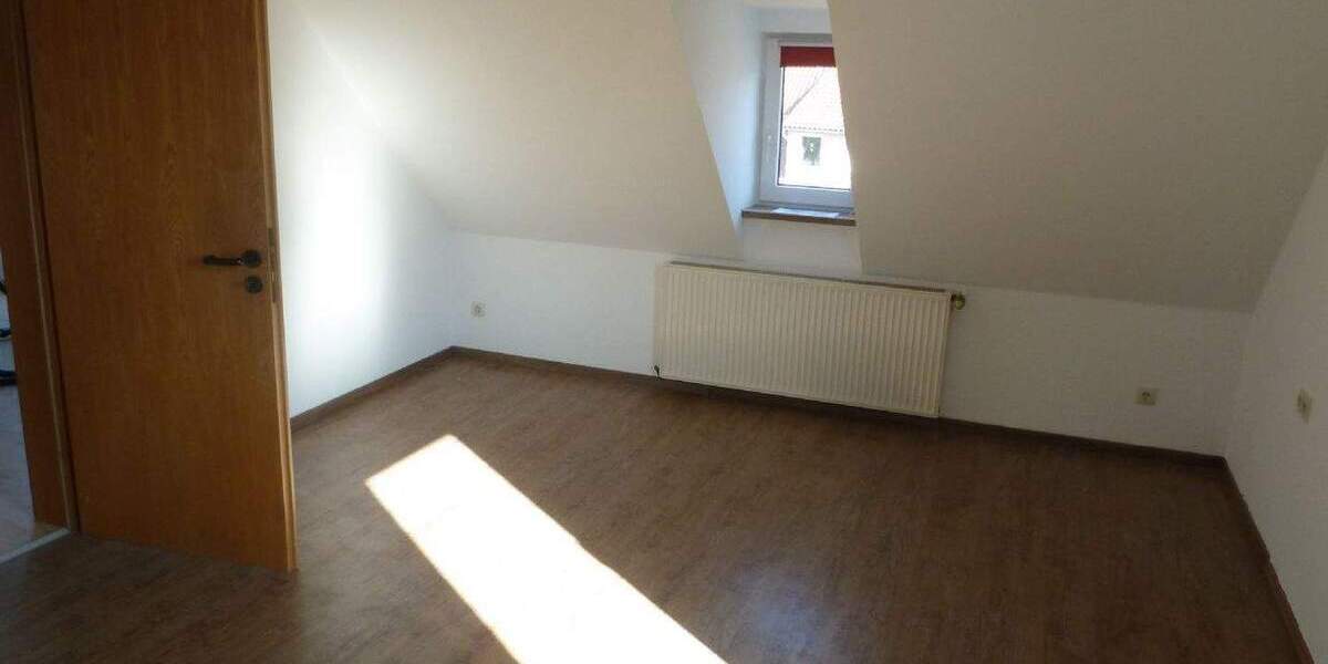 Etagenwohnung Bodenwerder Kemnade - 3 Zimmer, 80 m&sup2;, 440&euro; | Angebot:25769566