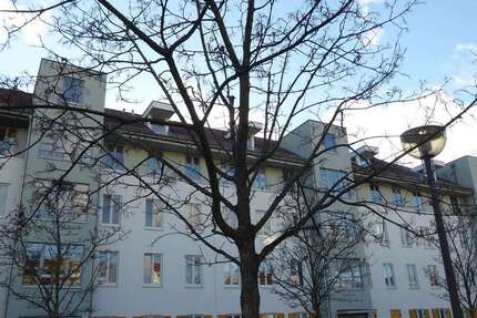 Wohnung zum Mieten in Berlin 397,57 € 42.09 m² 2 zimmer