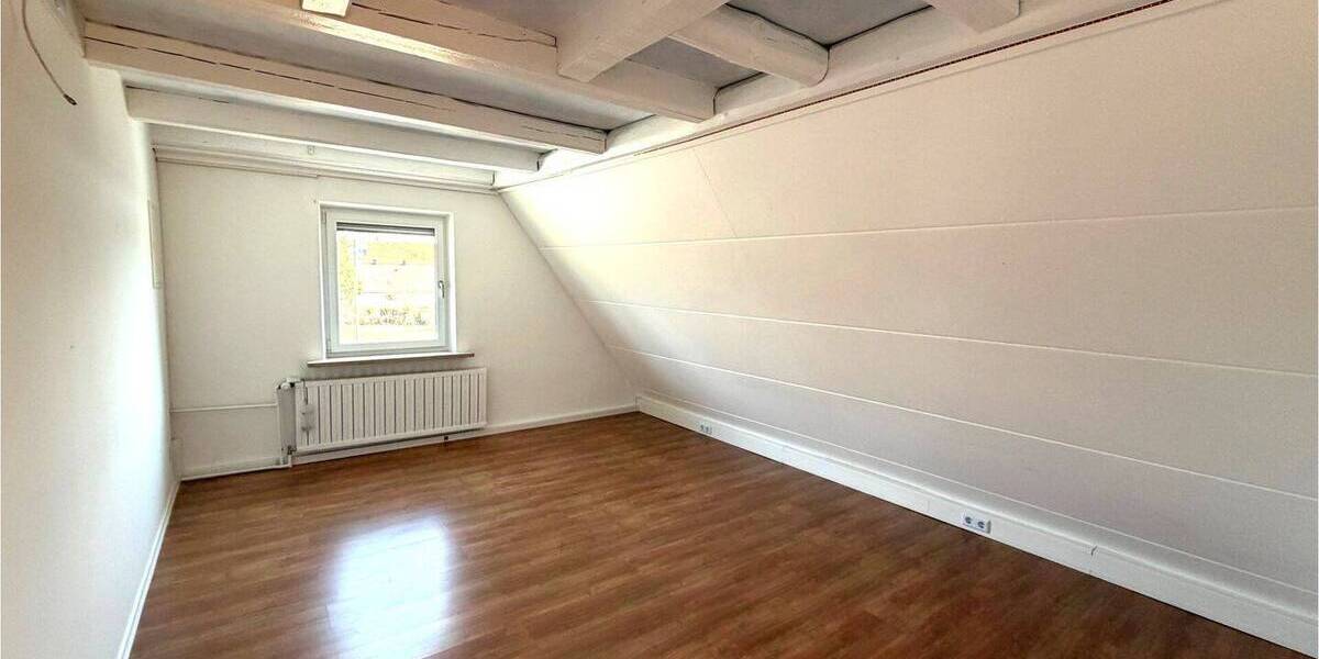 Etagenwohnung Fischach - 6 Zimmer, 145 m&sup2;, 1.150&euro; | Angebot:26128202
