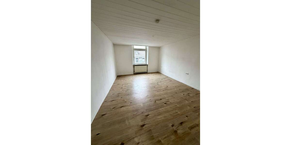 Etagenwohnung Wuppertal Langerfeld - 2 Zimmer, 60 m&sup2;, 500&euro; | Angebot:27122106