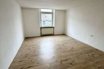 Wohnung Wuppertal Langerfeld - 2 Zimmer, 60 m&sup2;, 500&euro; | Angebot:27122106