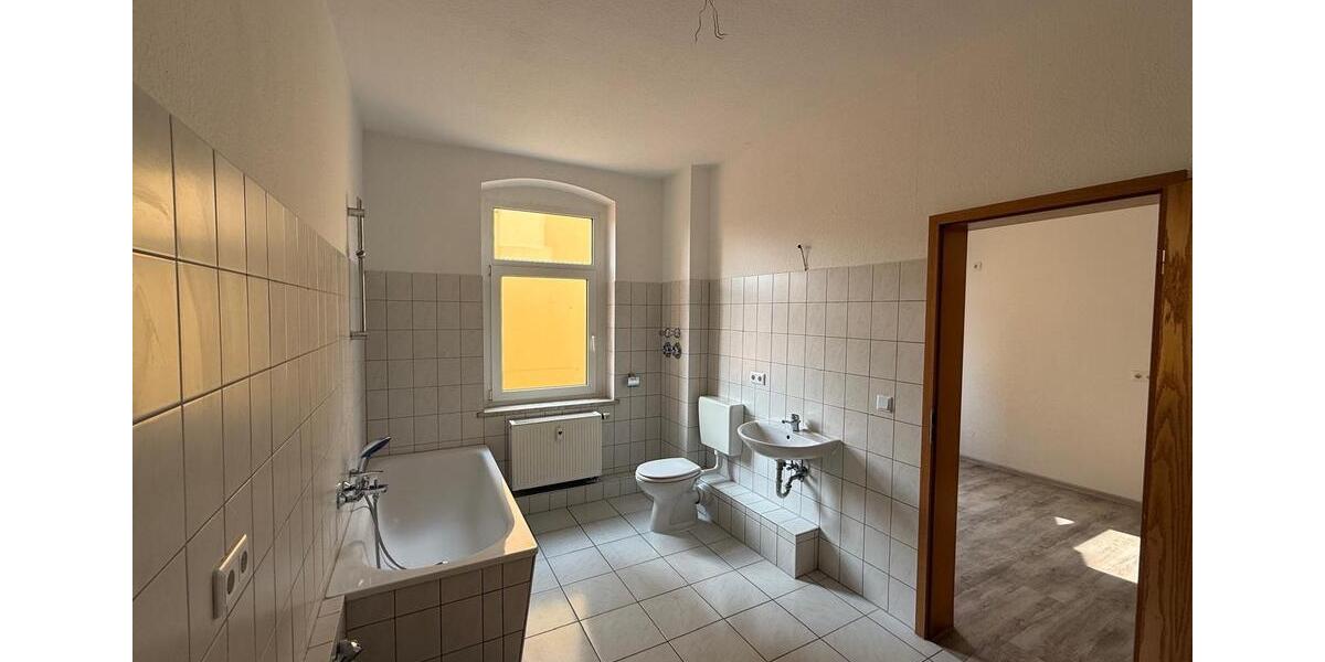 Etagenwohnung Meuselwitz - 5 Zimmer, 101 m&sup2;, 960&euro; | Angebot:24660018